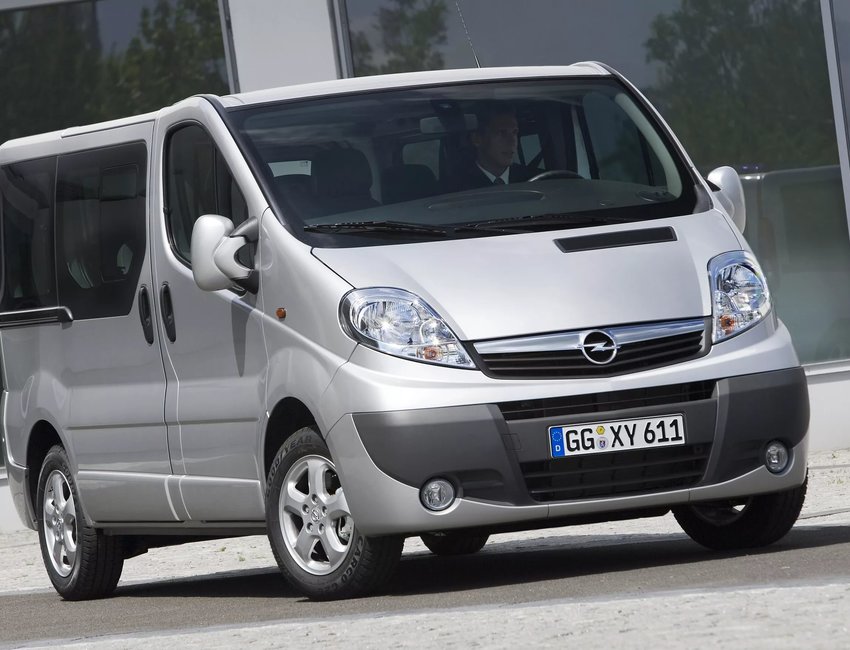 Тюнинг автомобилей: пороги, защита бампера Opel Vivaro